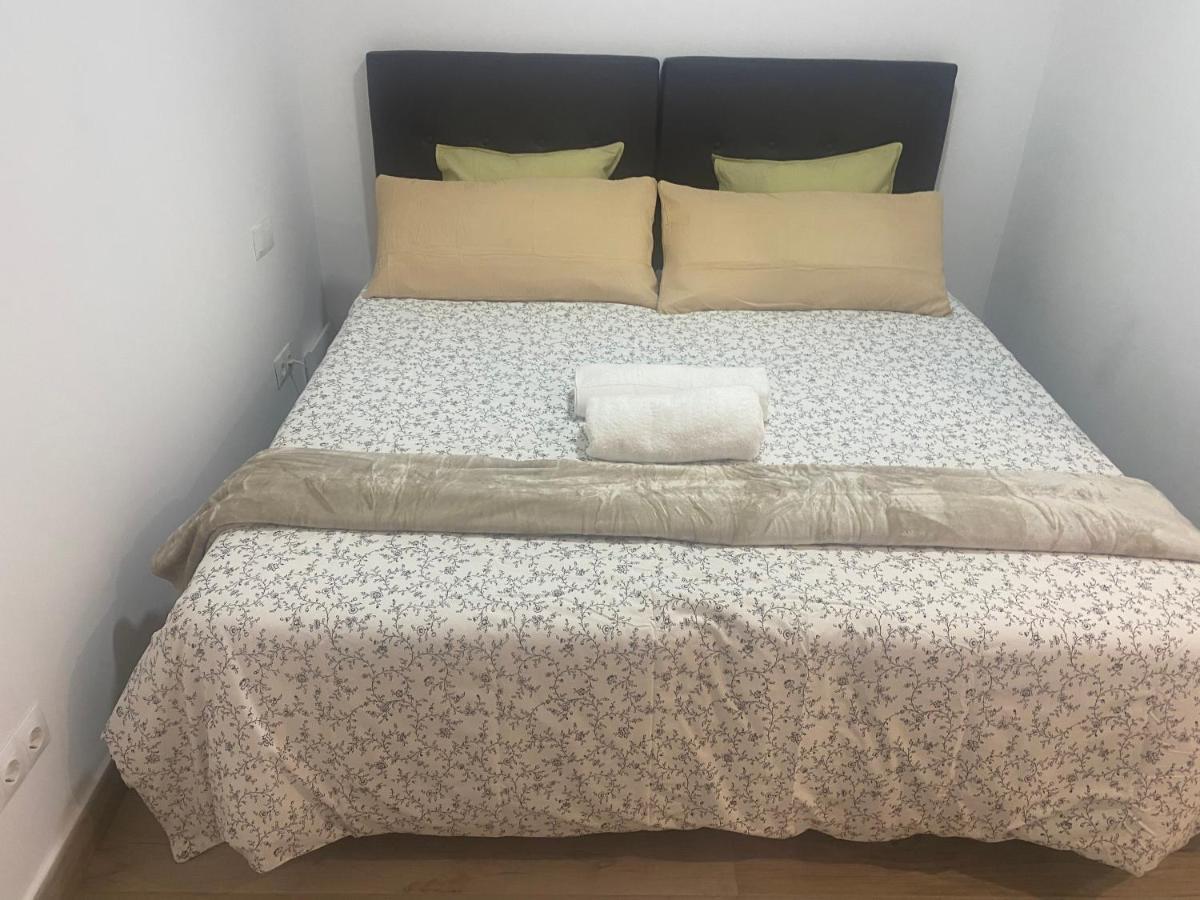 Ferienwohnung Apartamento Centro Rubí Exterior foto